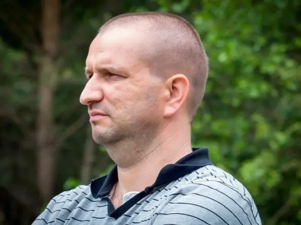 Es tut mir leid, ich kann dazu keinen ALT-Text erstellen