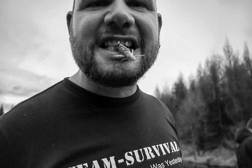 Team-Survival-9447
