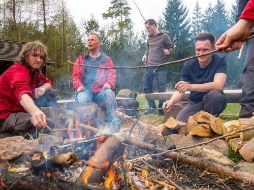 Team-Survival-8929